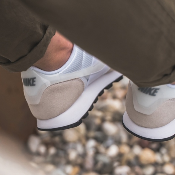 NEW Nike V. Love O.X. - Picture 8 of 8